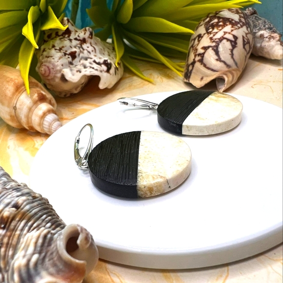 Baltic amber earrings - Picture 2 of 4